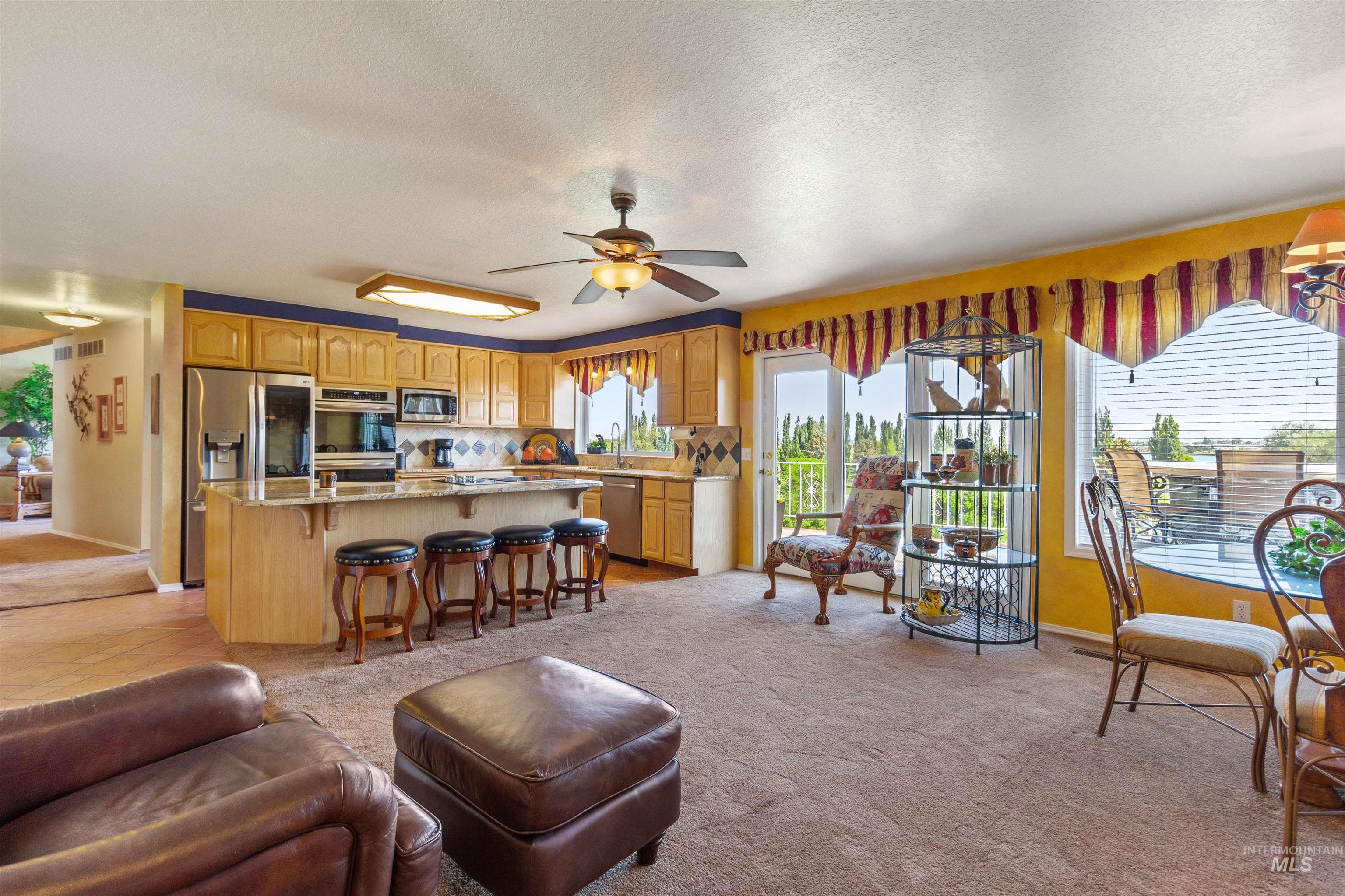 15 Van Engelen Rd Property Photo 34