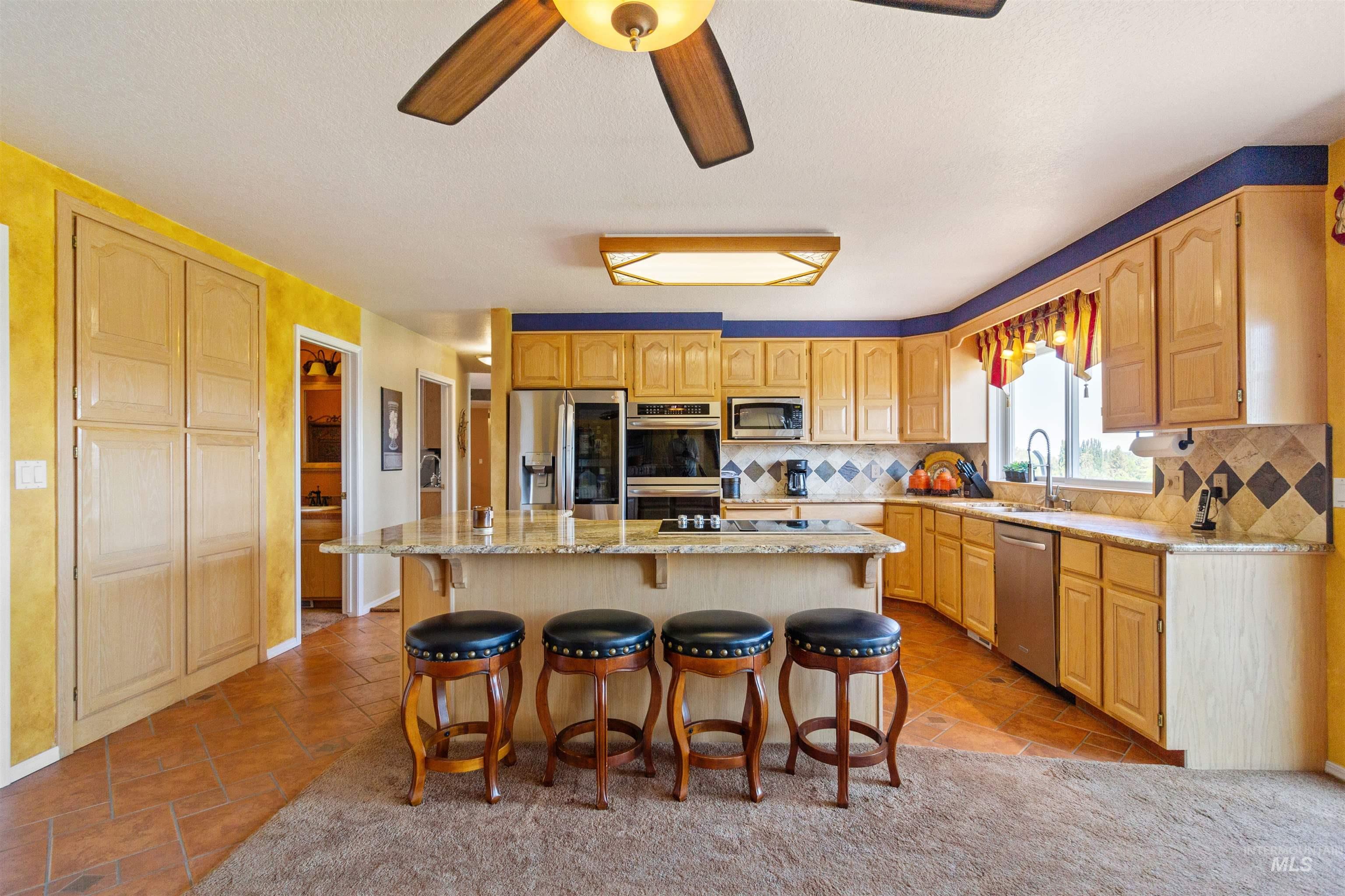 15 Van Engelen Rd Property Photo 36