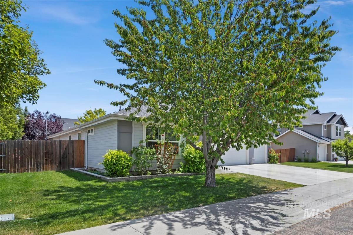 4456 N Weston Ave Property Photo 3