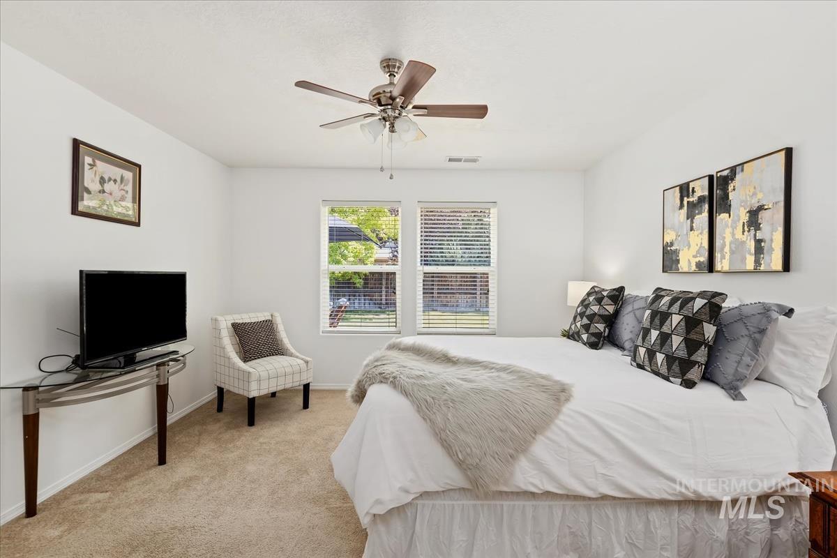 4456 N Weston Ave Property Photo 16