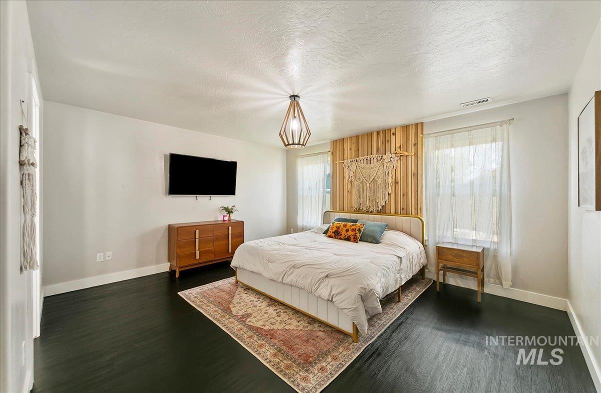 5053 N Maplestone Ave. Property Photo 19