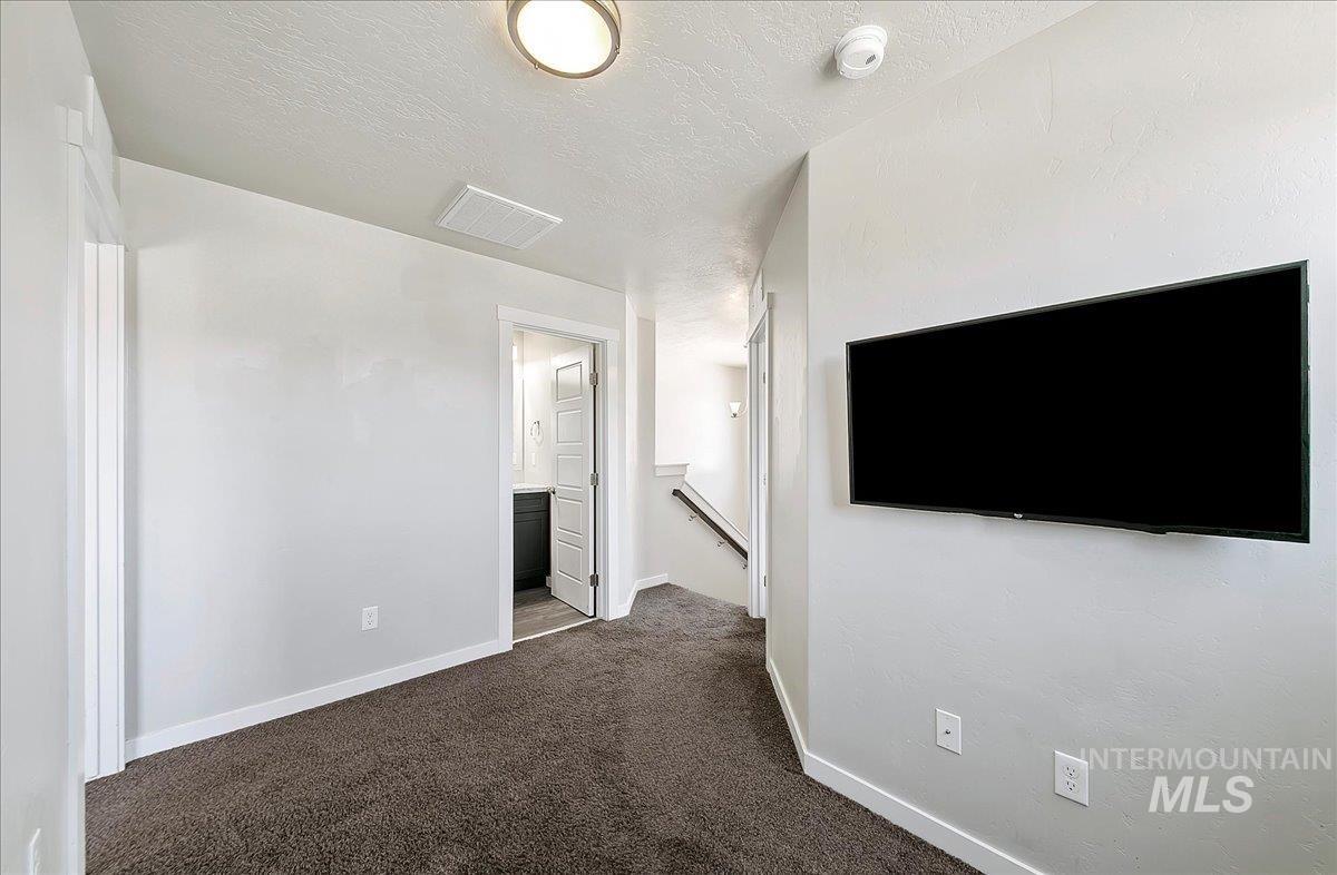 5053 N Maplestone Ave. Property Photo 34