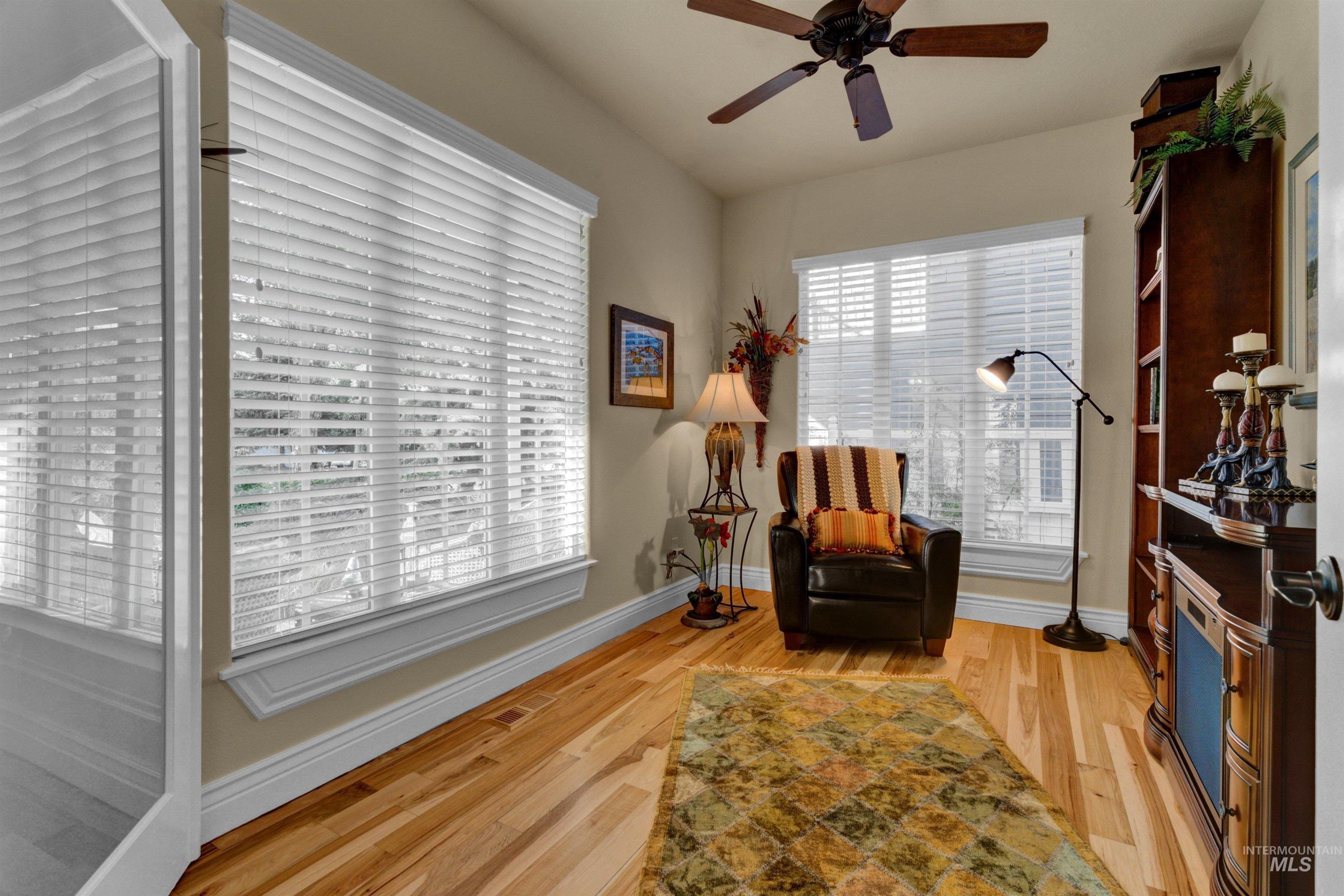 12721 N Schicks Ridge Rd Property Photo 14
