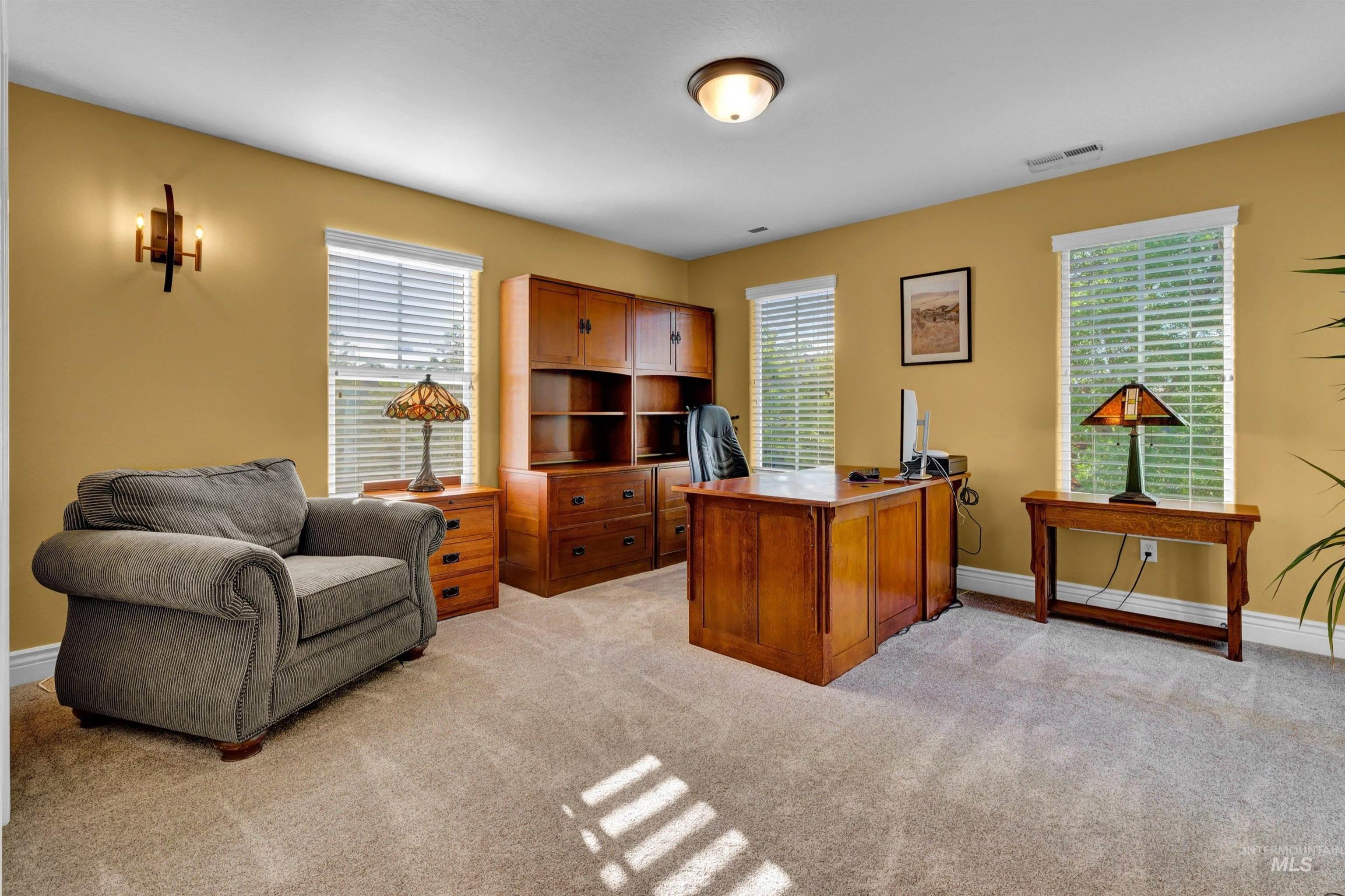 12721 N Schicks Ridge Rd Property Photo 37