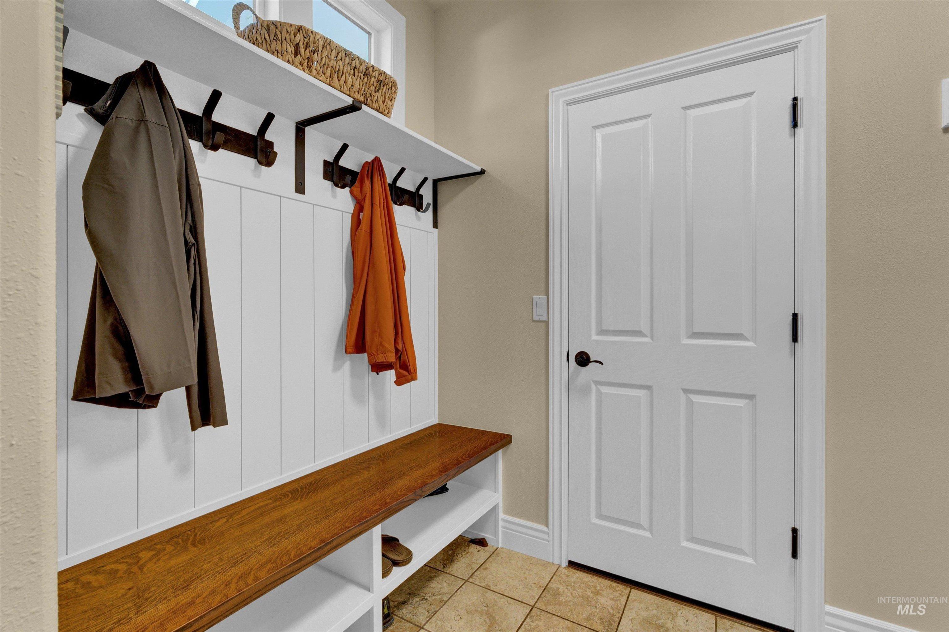 12721 N Schicks Ridge Rd Property Photo 41