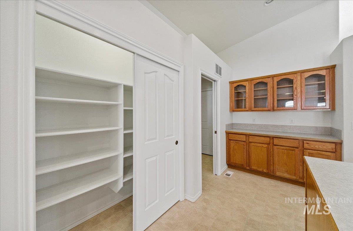 431 N David Frost St Property Photo 17