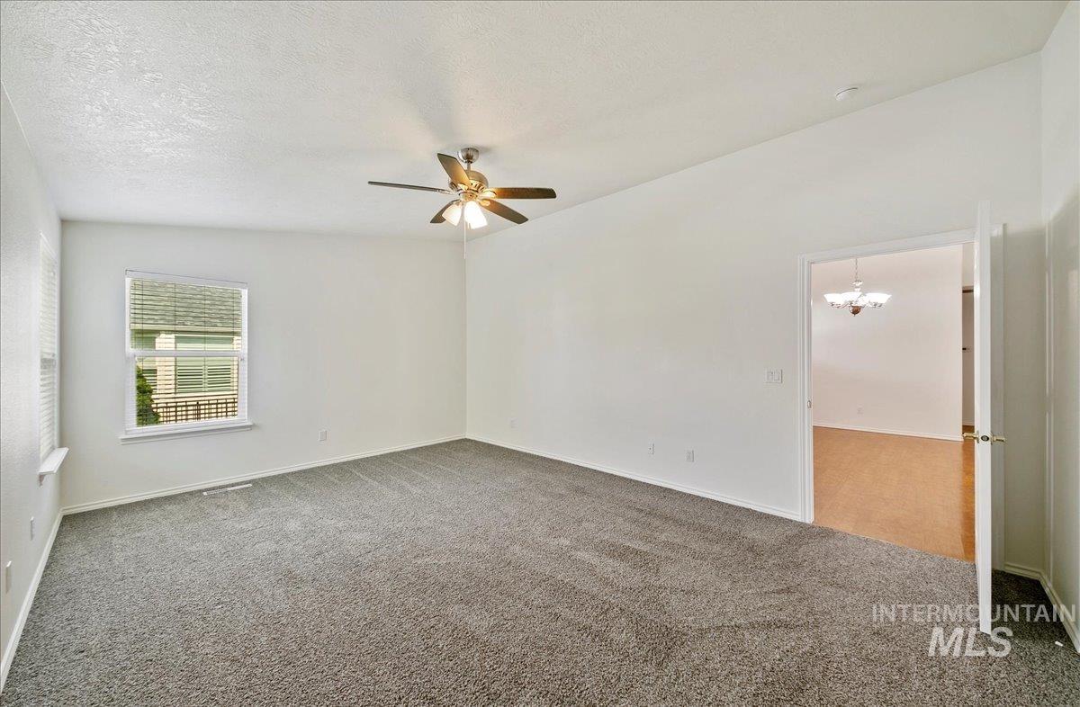 431 N David Frost St Property Photo 20