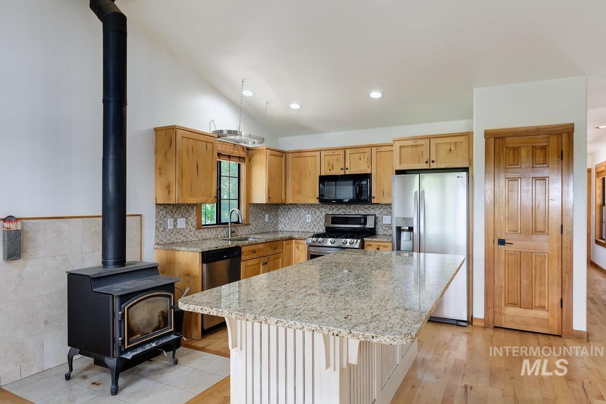 8315 Elk Ridge Ln Property Photo 7