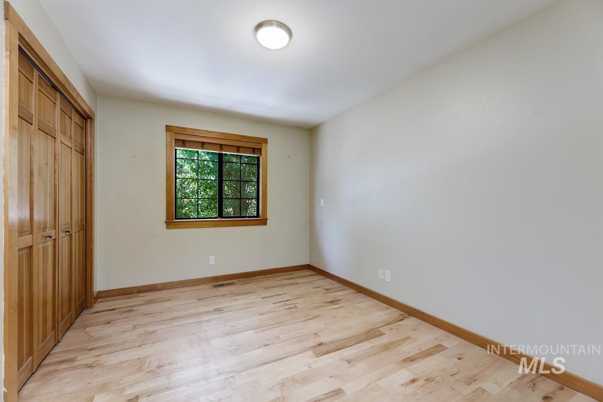 8315 Elk Ridge Ln Property Photo 16