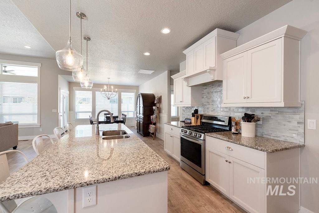 11078 White River Street Property Photo 5