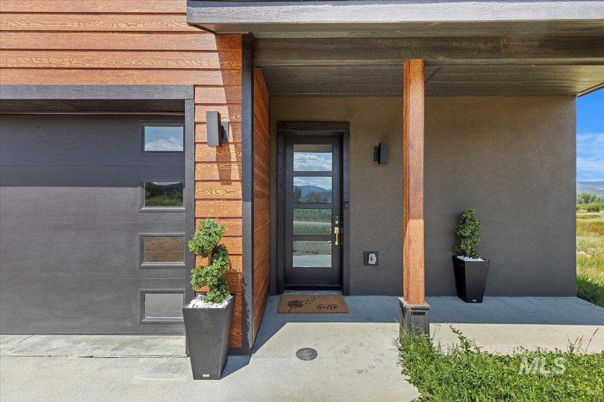 15 Alder Creek Lane Property Photo 3