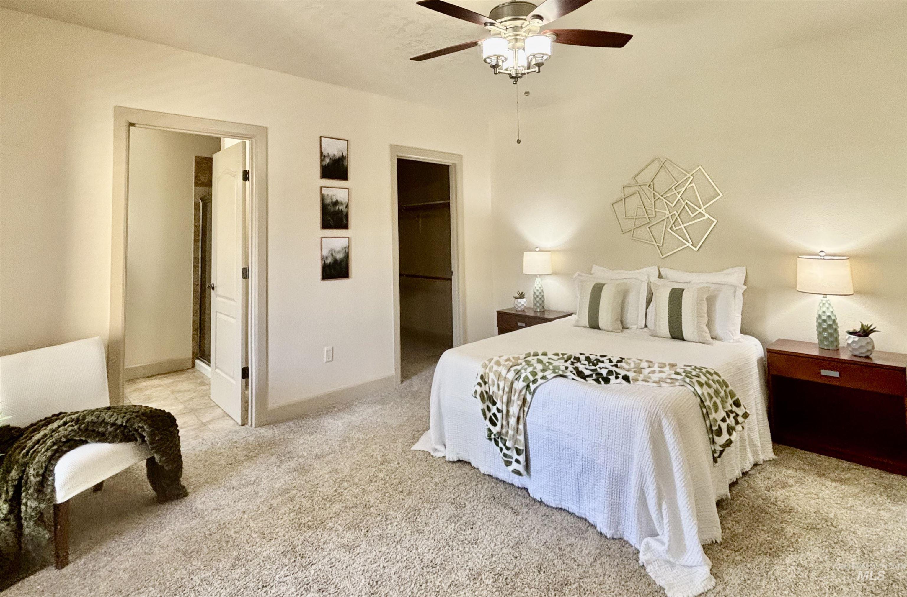 1274 E Winding Creek Drive Property Photo 15