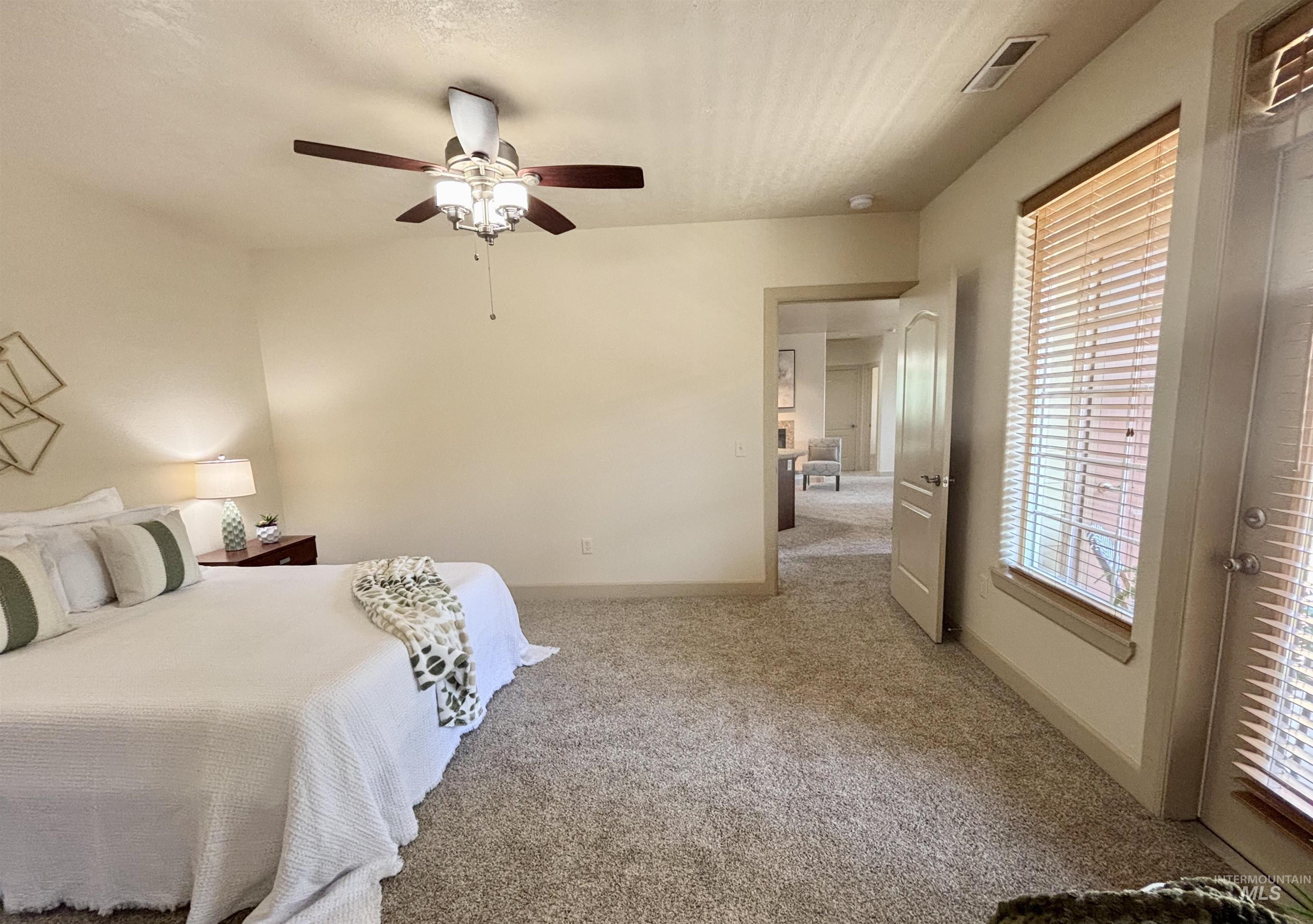 1274 E Winding Creek Drive Property Photo 16