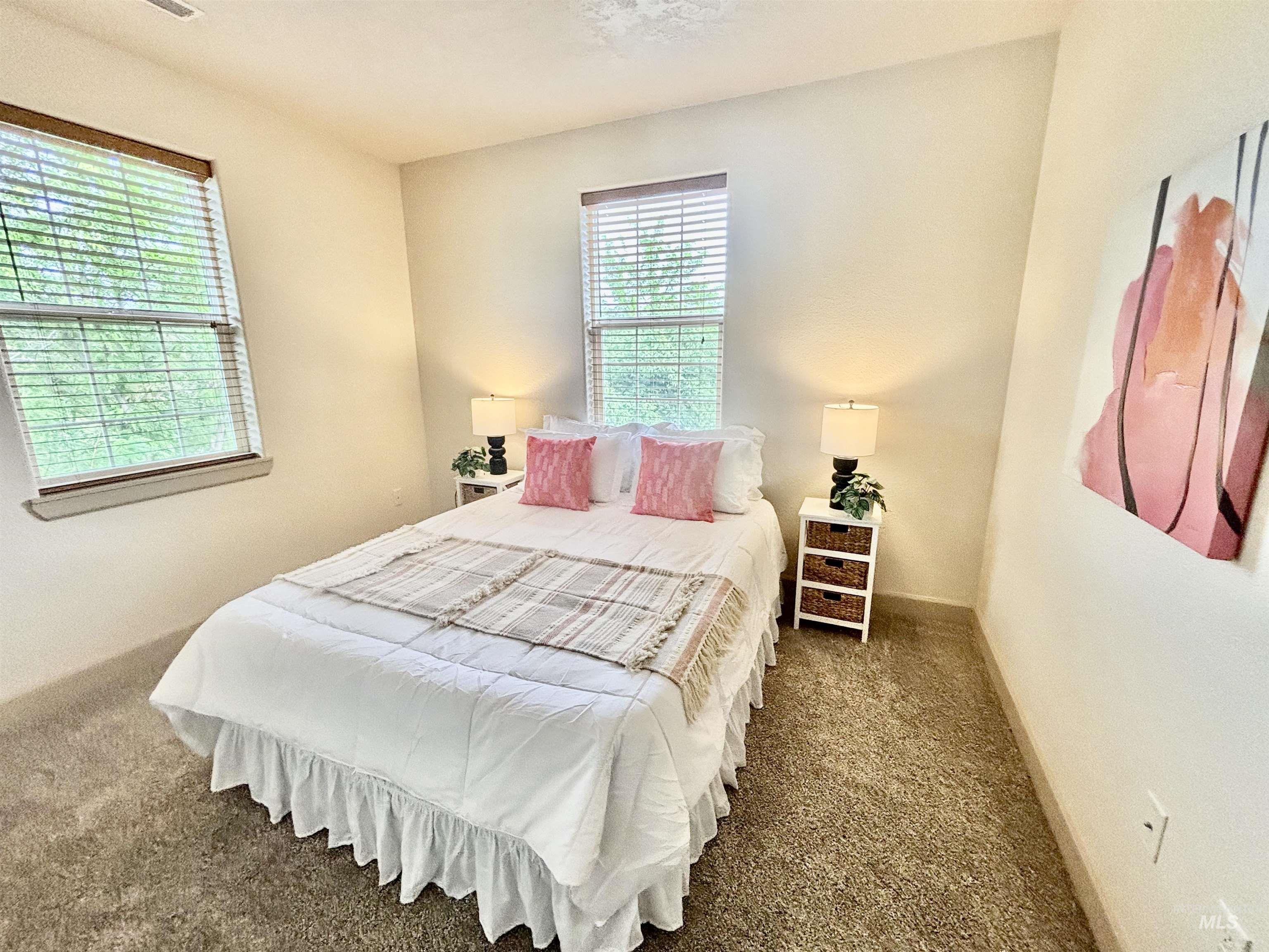 1274 E Winding Creek Drive Property Photo 28