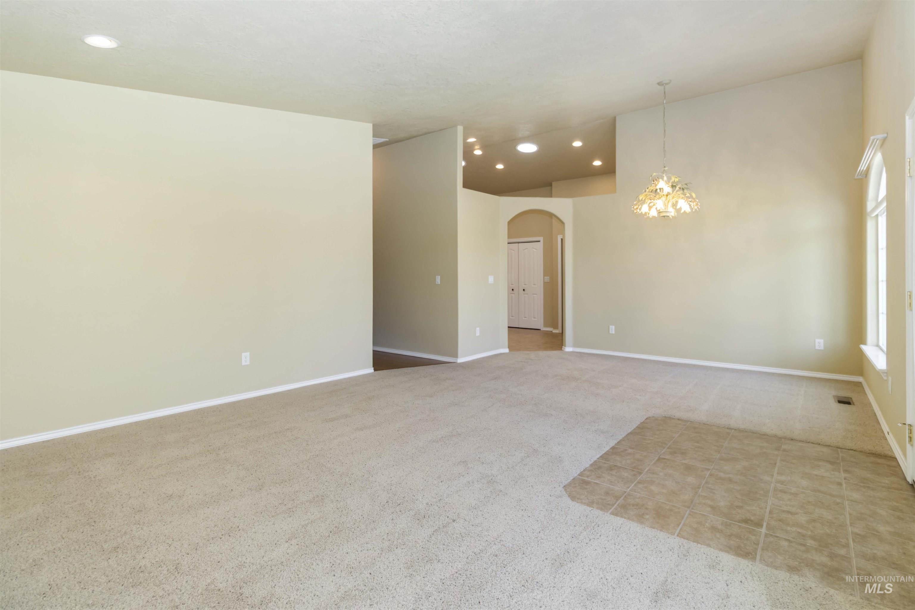 421 N David Frost St Property Photo 8
