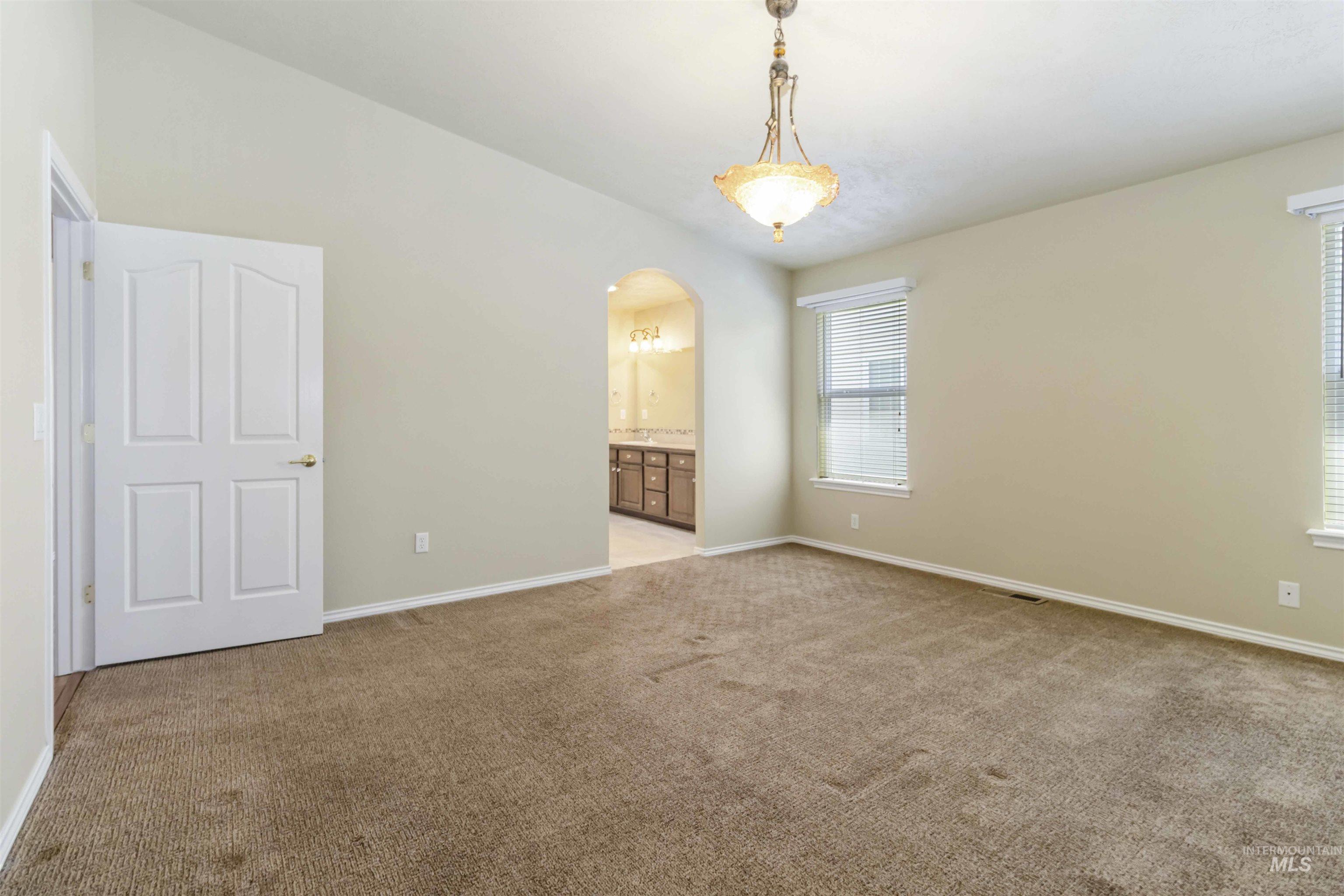 421 N David Frost St Property Photo 17