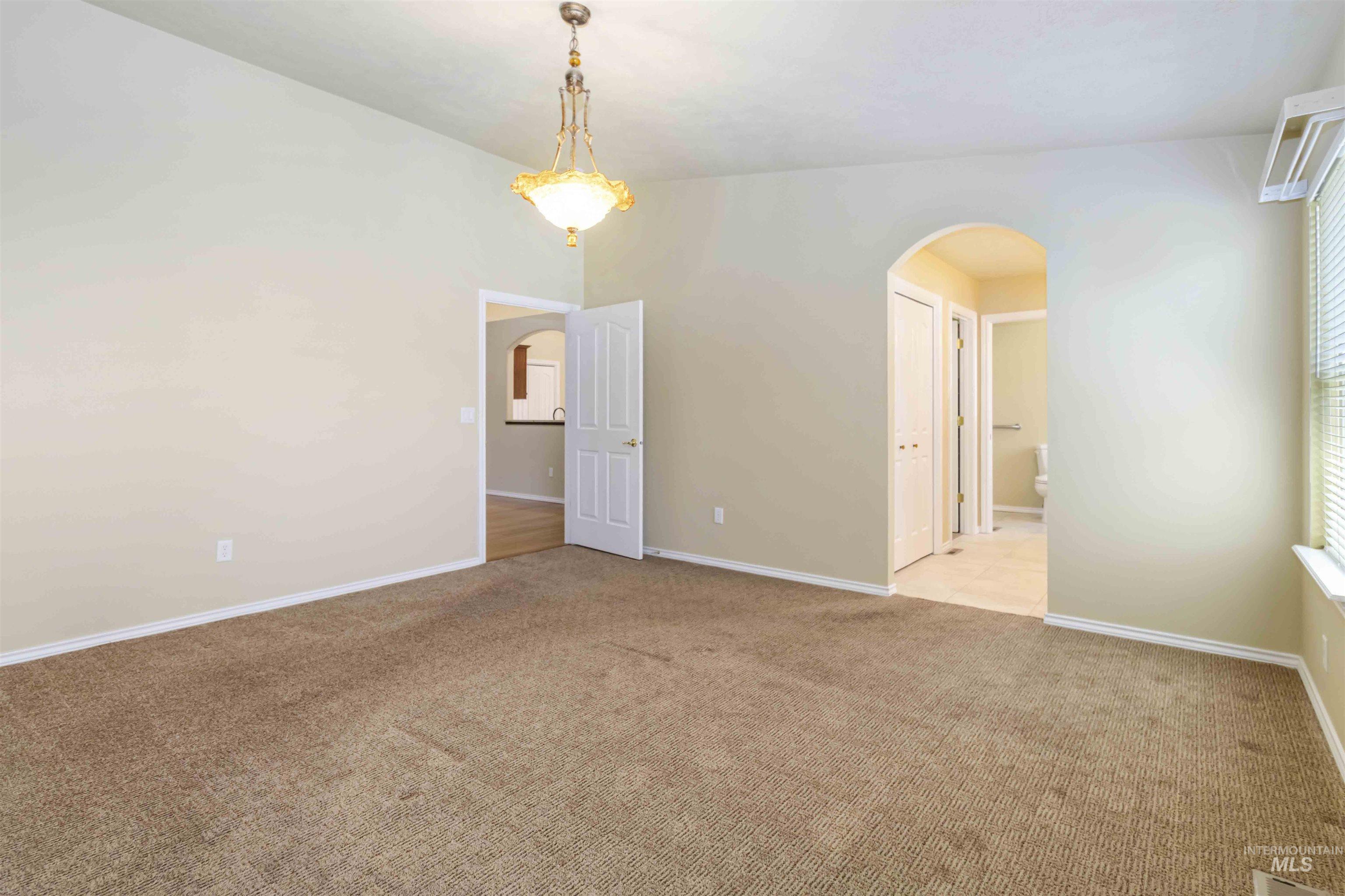 421 N David Frost St Property Photo 18