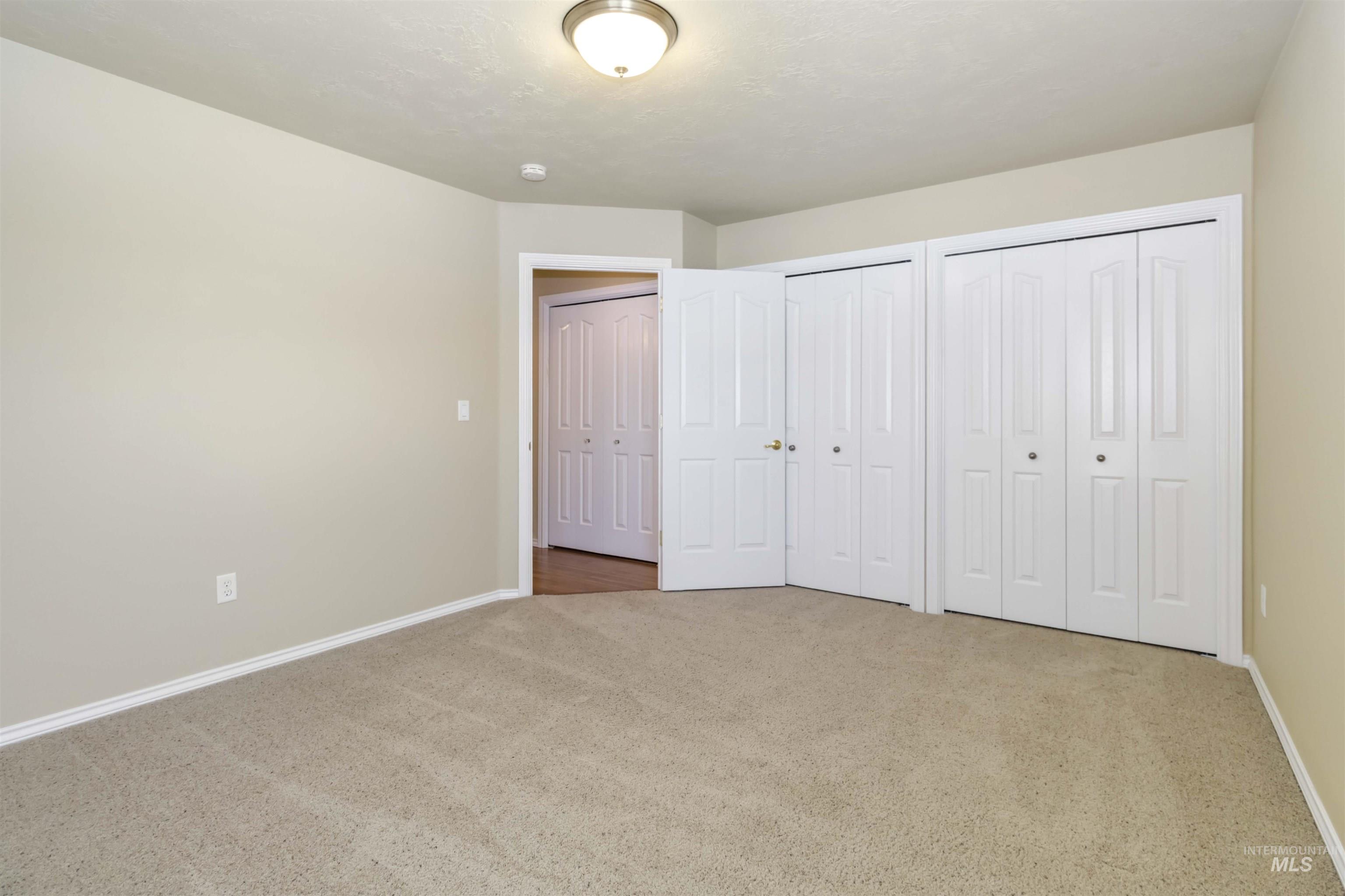 421 N David Frost St Property Photo 25