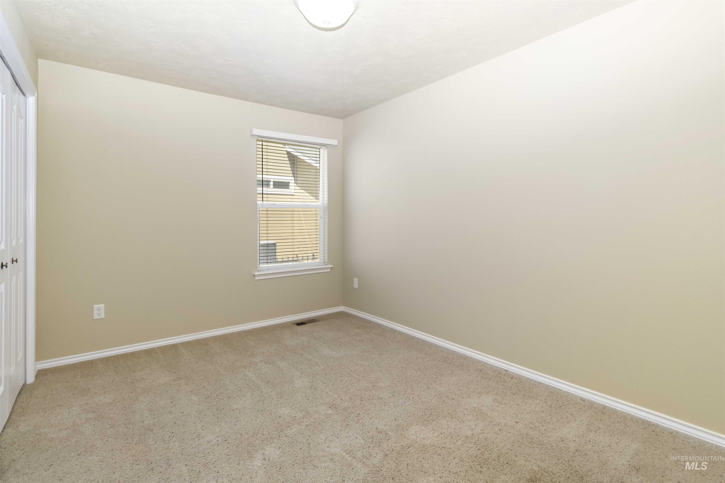 421 N David Frost St Property Photo 26