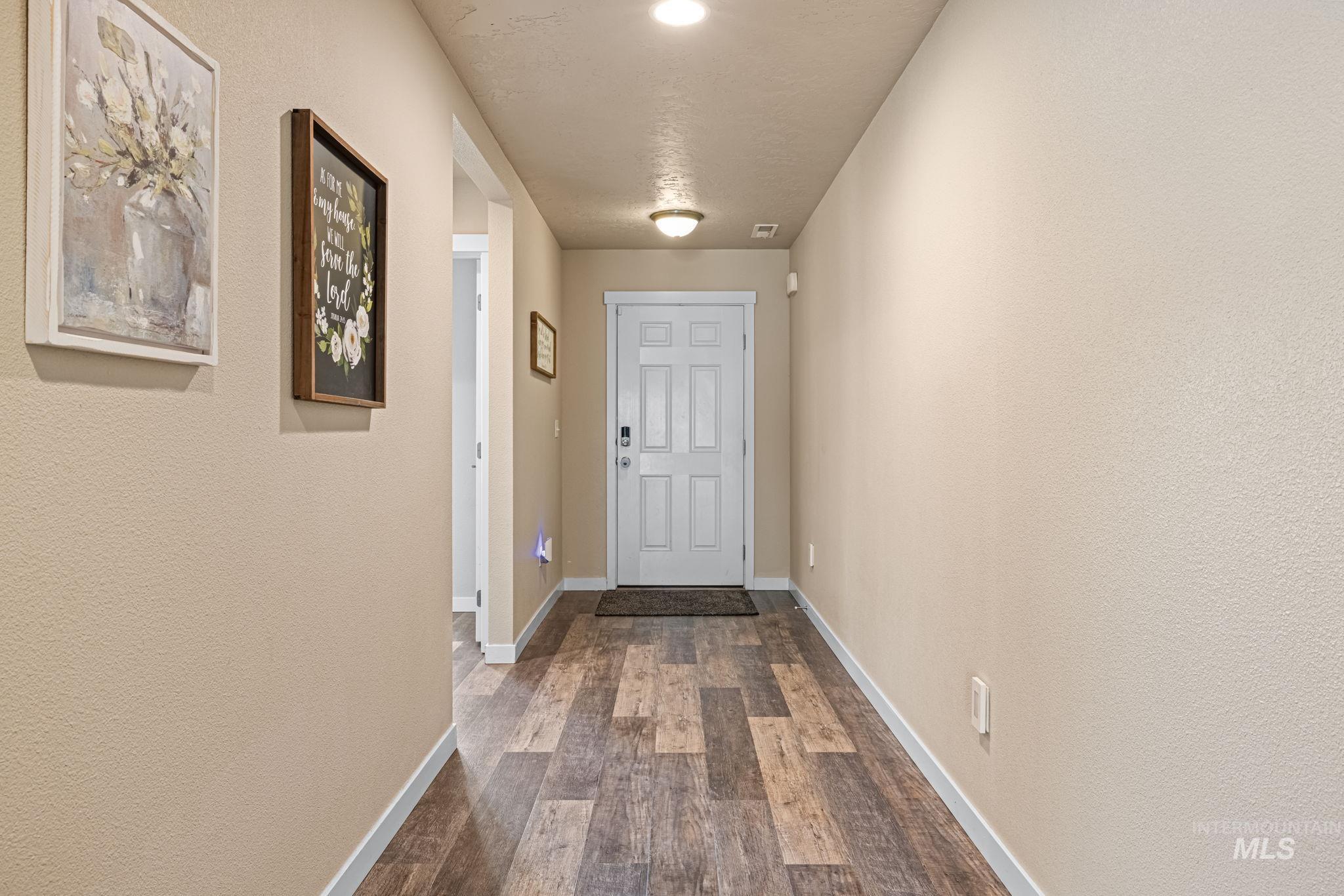16848 Loggia Ave. Property Photo 4