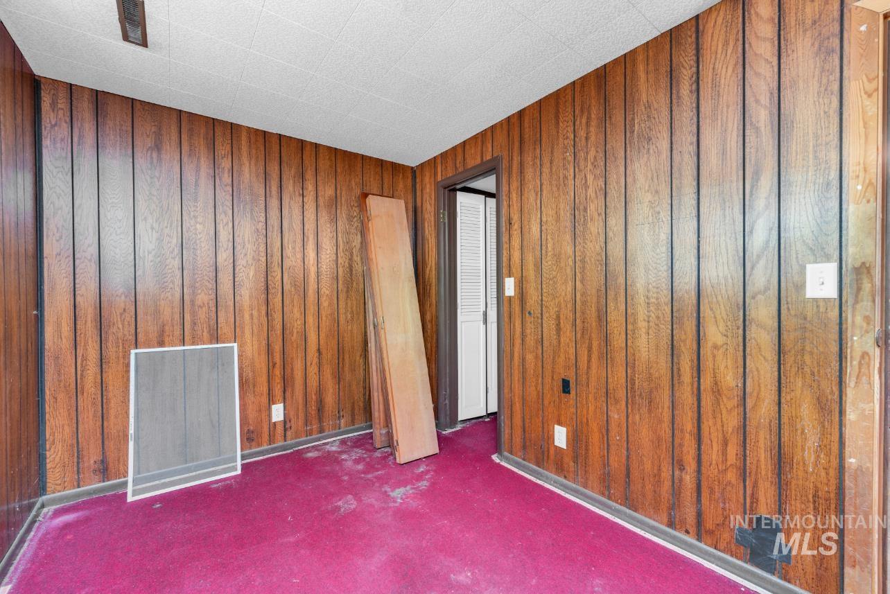4690 Willow Ln Property Photo 22