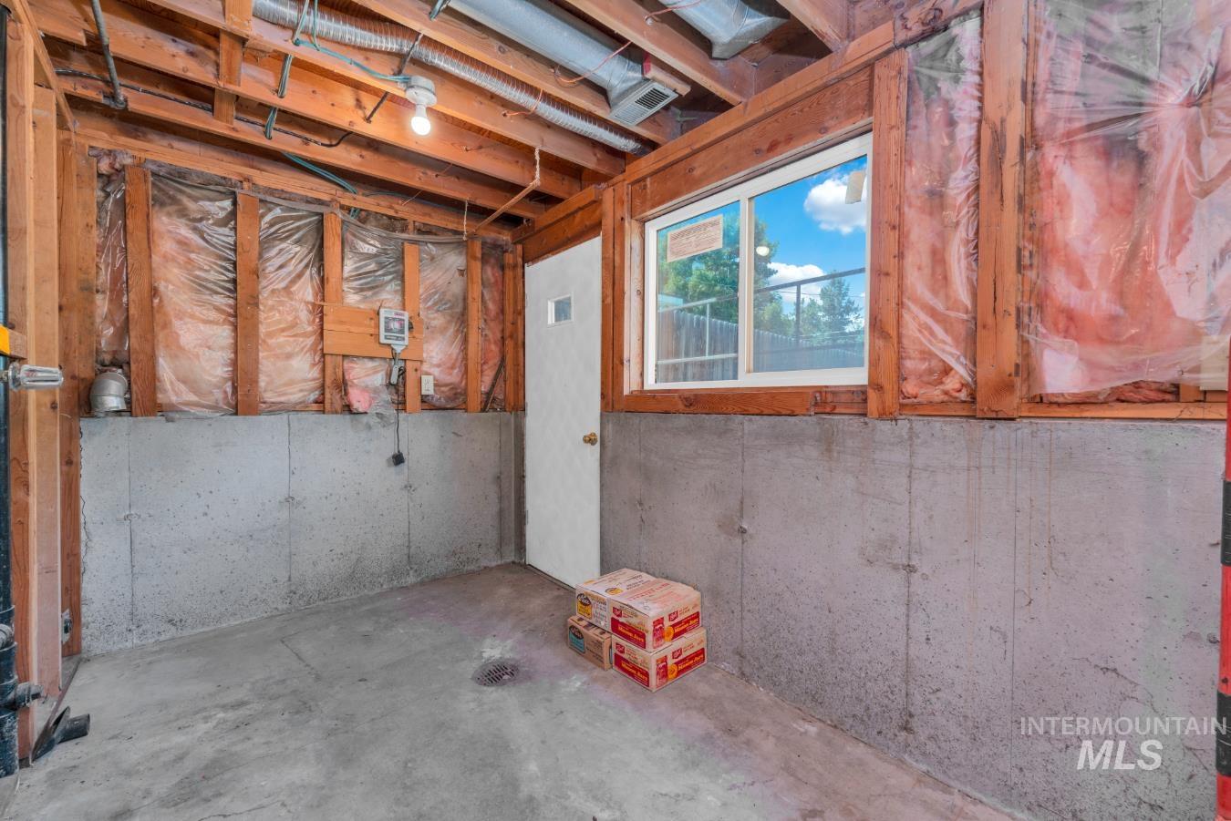 4690 Willow Ln Property Photo 26