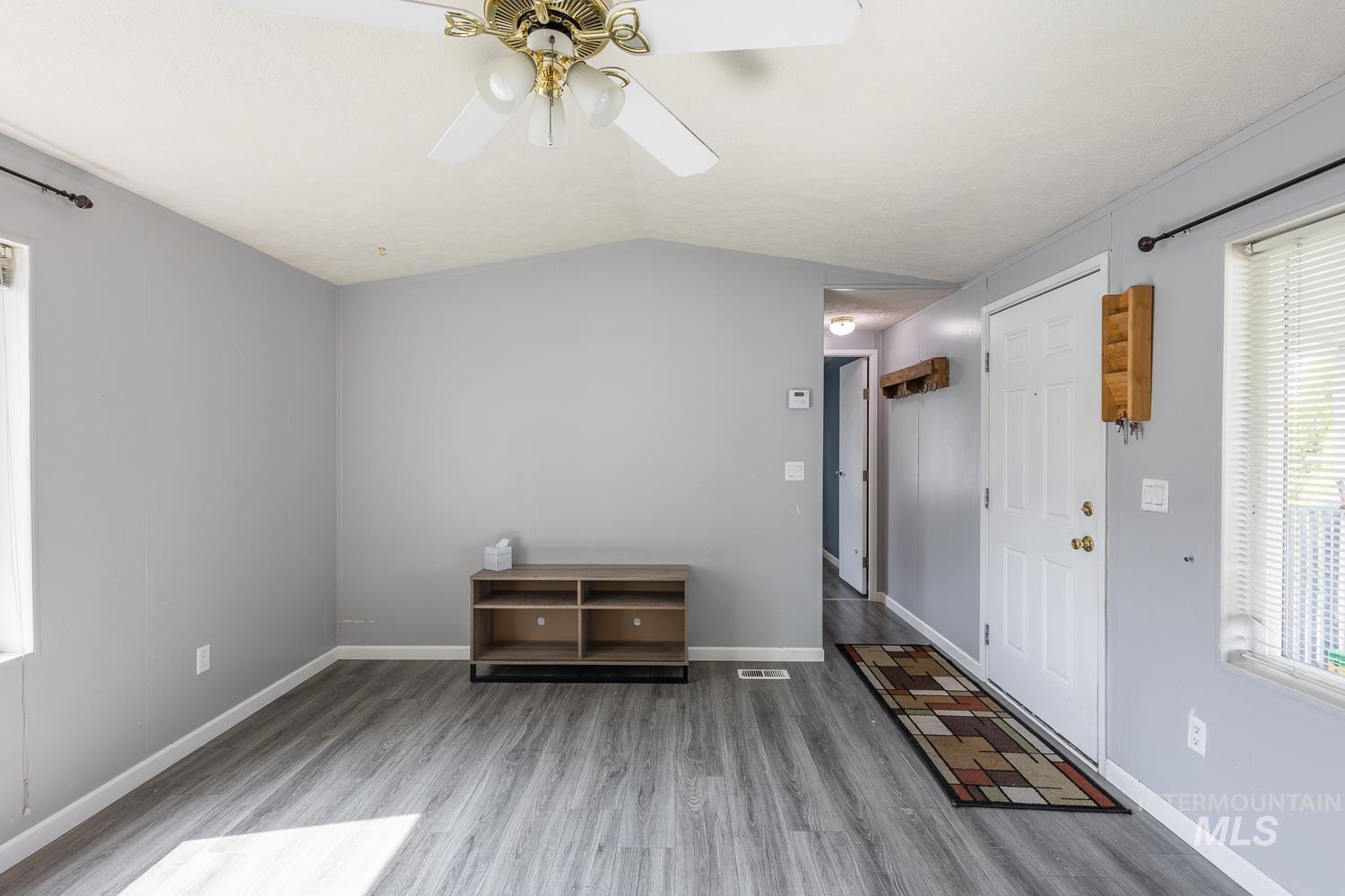 5209 W Targee St #18 Property Photo 12