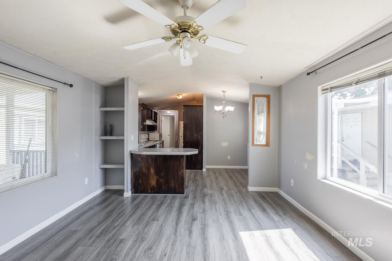 5209 W Targee St #18 Property Photo 16