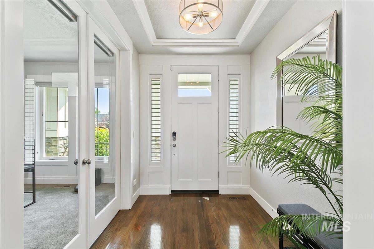 5347 S Tavistock Avenue Property Photo 24