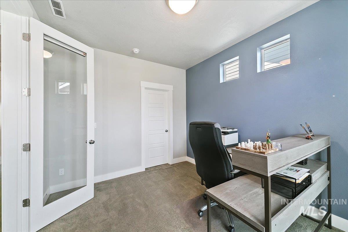 5347 S Tavistock Avenue Property Photo 27