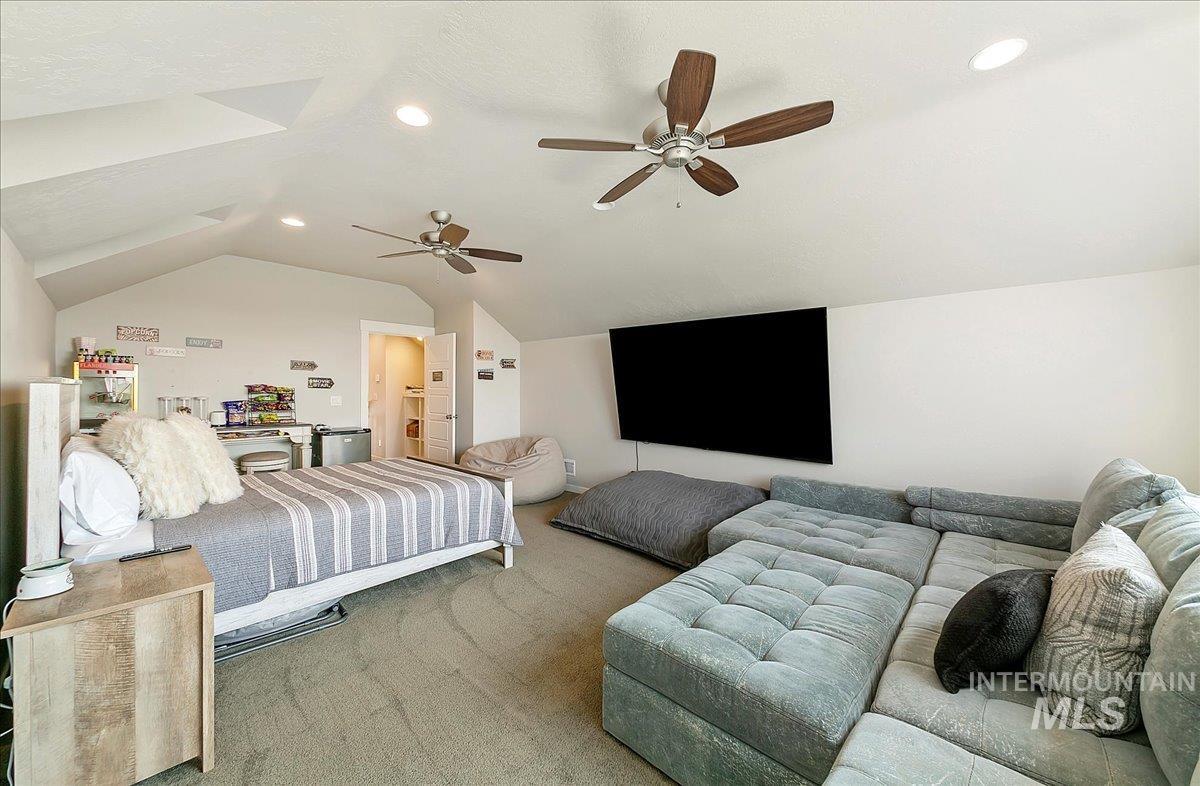 5347 S Tavistock Avenue Property Photo 46