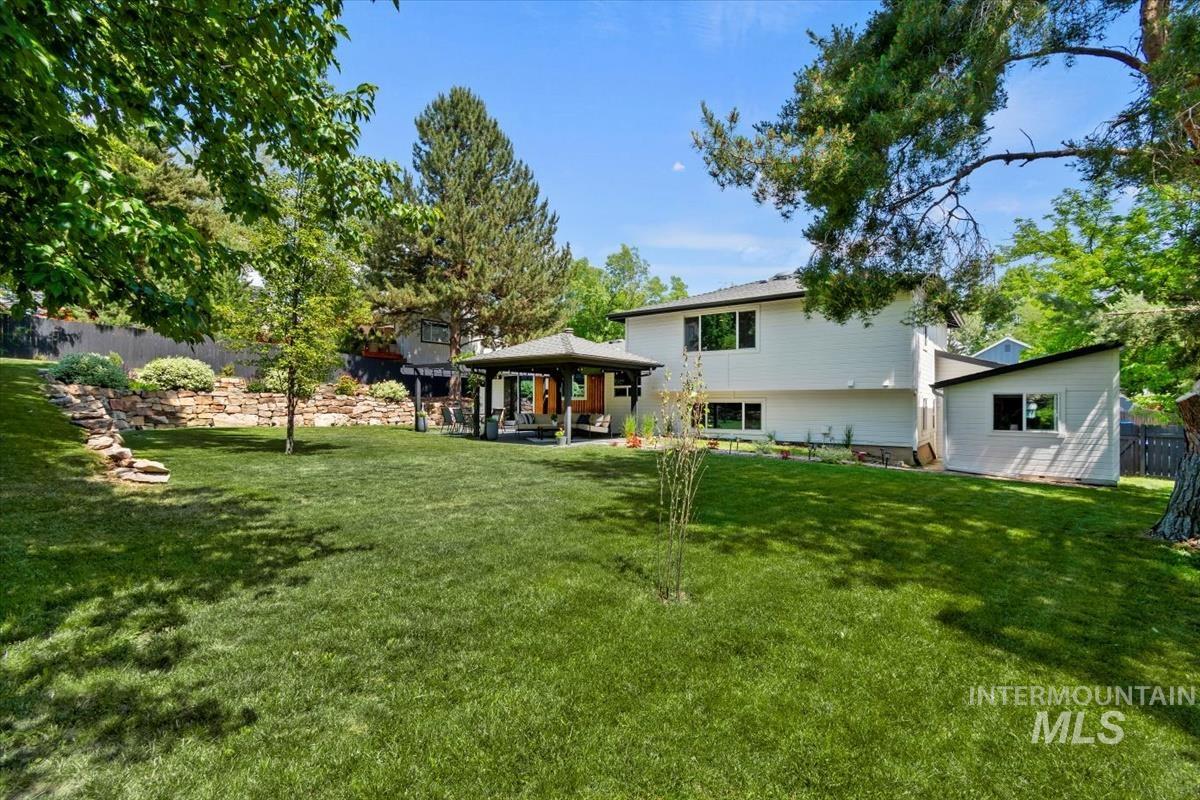 3110 E Stone Point Dr Property Photo 28