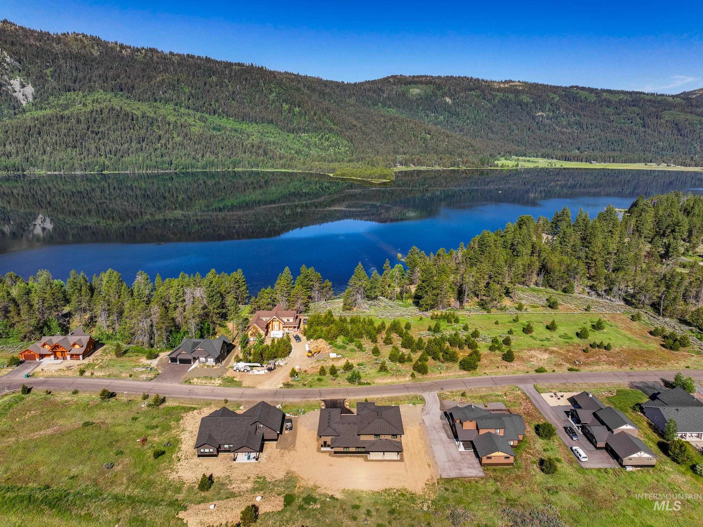 13156 Hawks Bay Property Photo 1