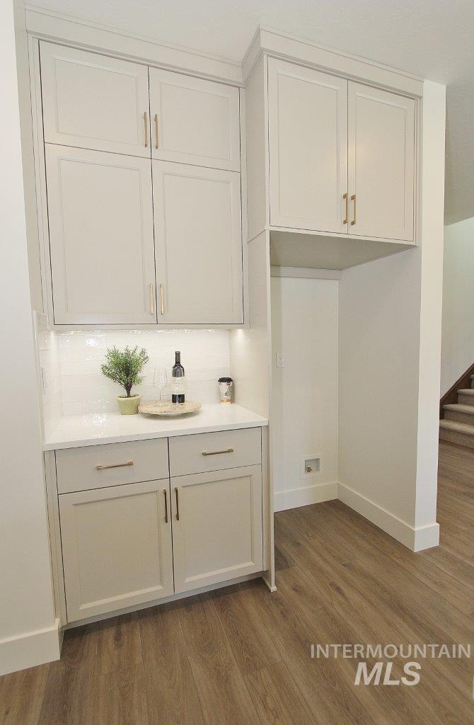 1268 E Andes Dr Property Photo 7