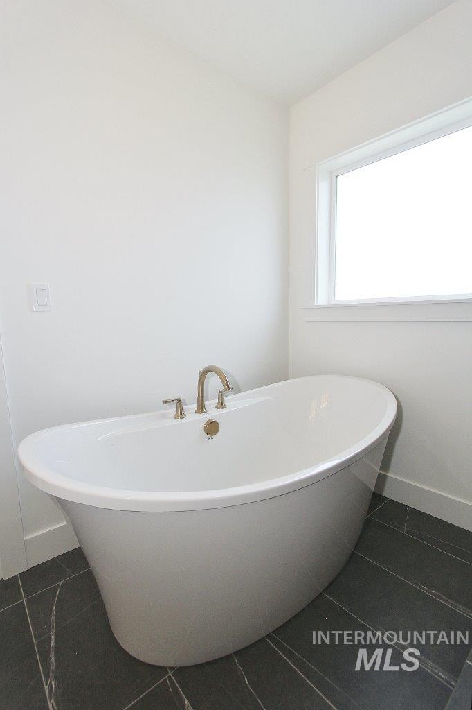 1268 E Andes Dr Property Photo 13