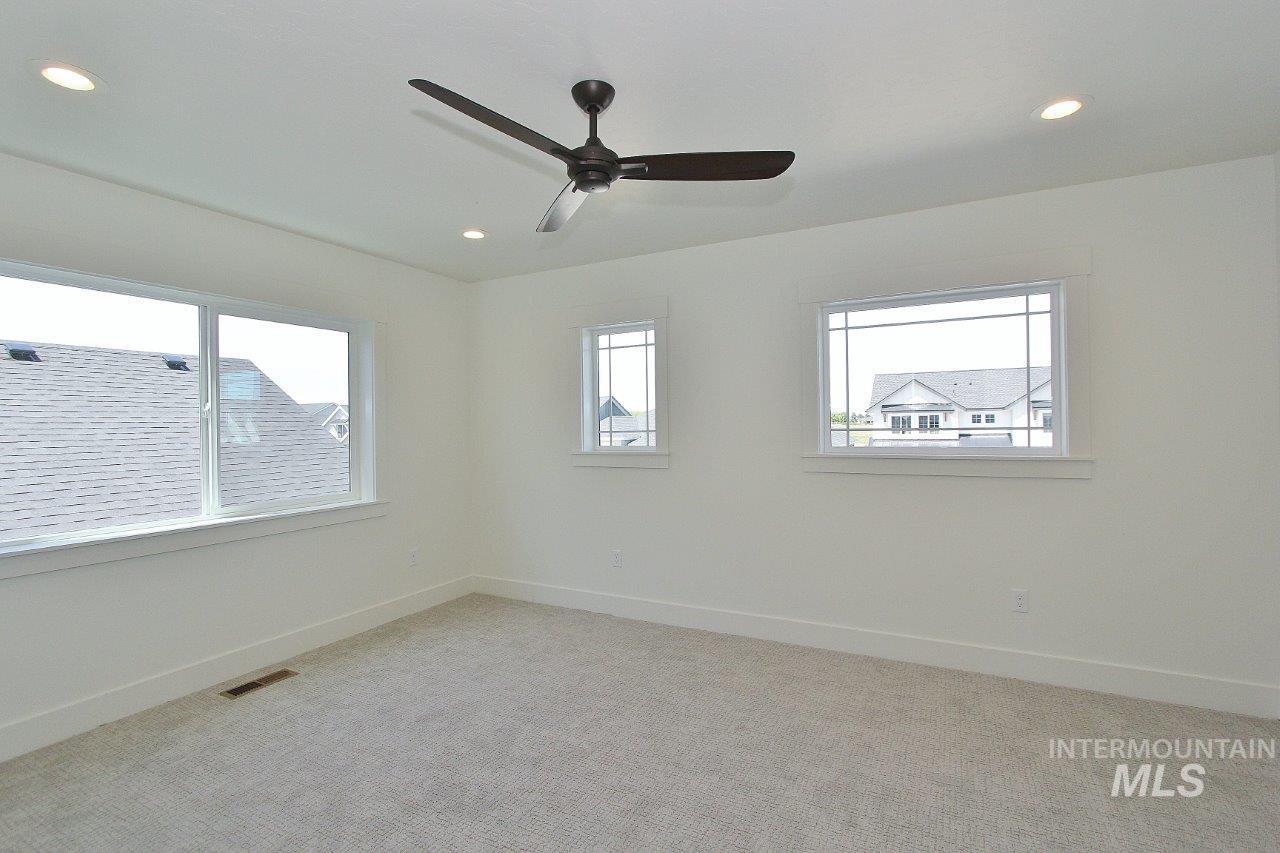 1268 E Andes Dr Property Photo 18