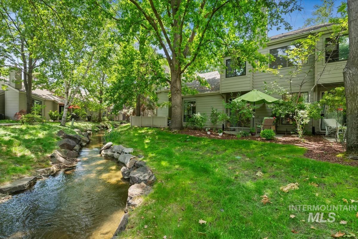 1924 Teal Ln Property Photo 1