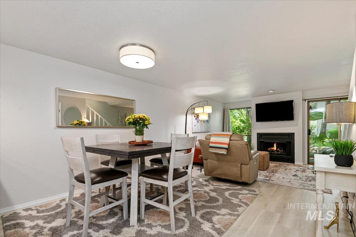 1924 Teal Ln Property Photo 12