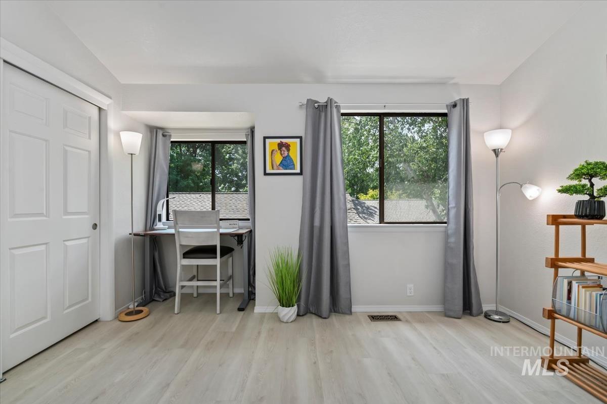 1924 Teal Ln Property Photo 31