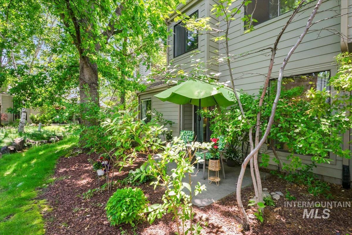 1924 Teal Ln Property Photo 37