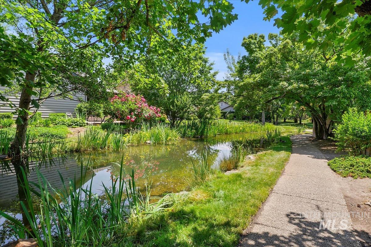 1924 Teal Ln Property Photo 41