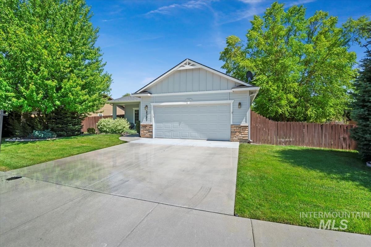 2397 W Fieldstream Dr. Property Photo 35