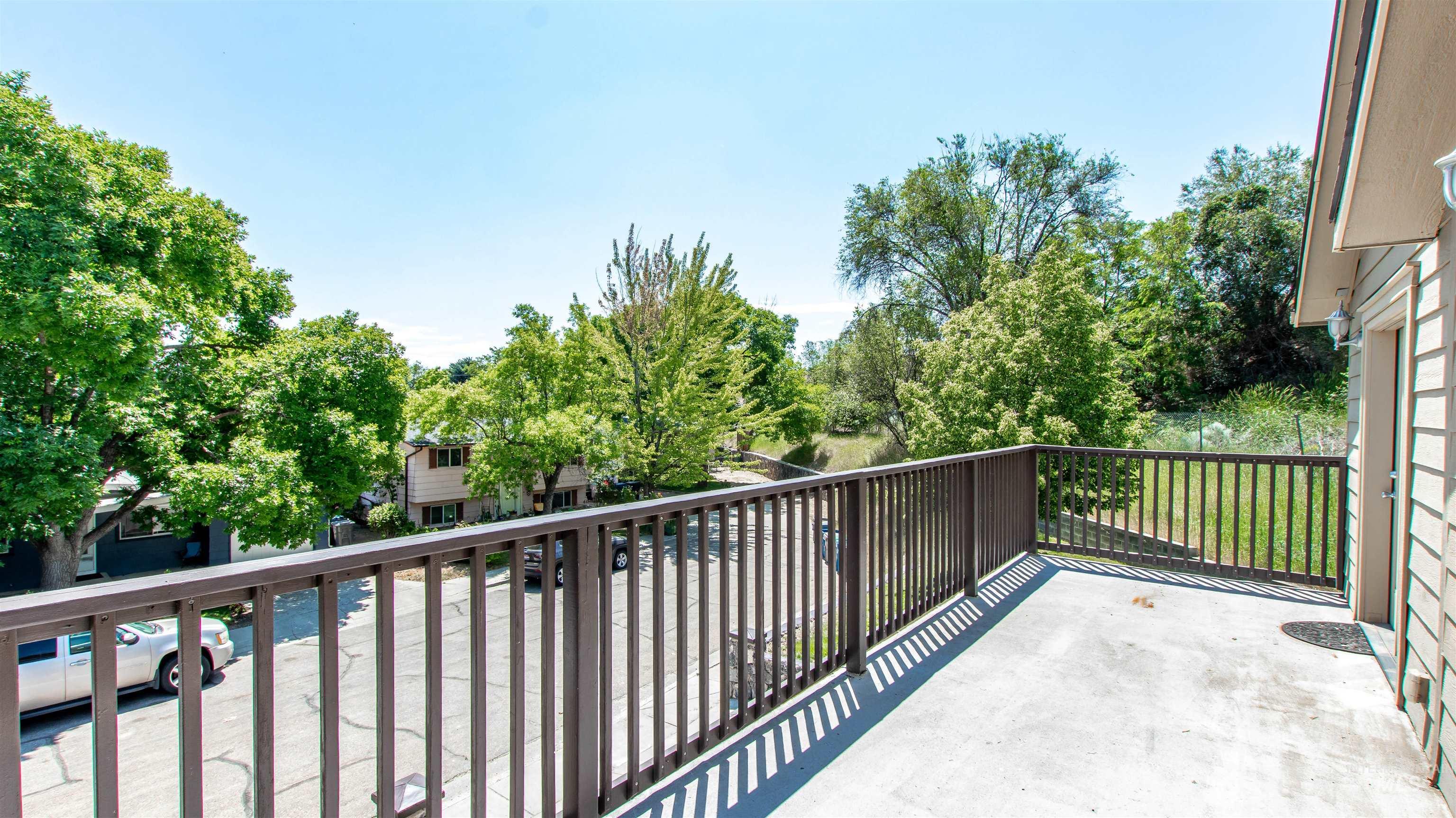 2701 S Gourley Property Photo 18