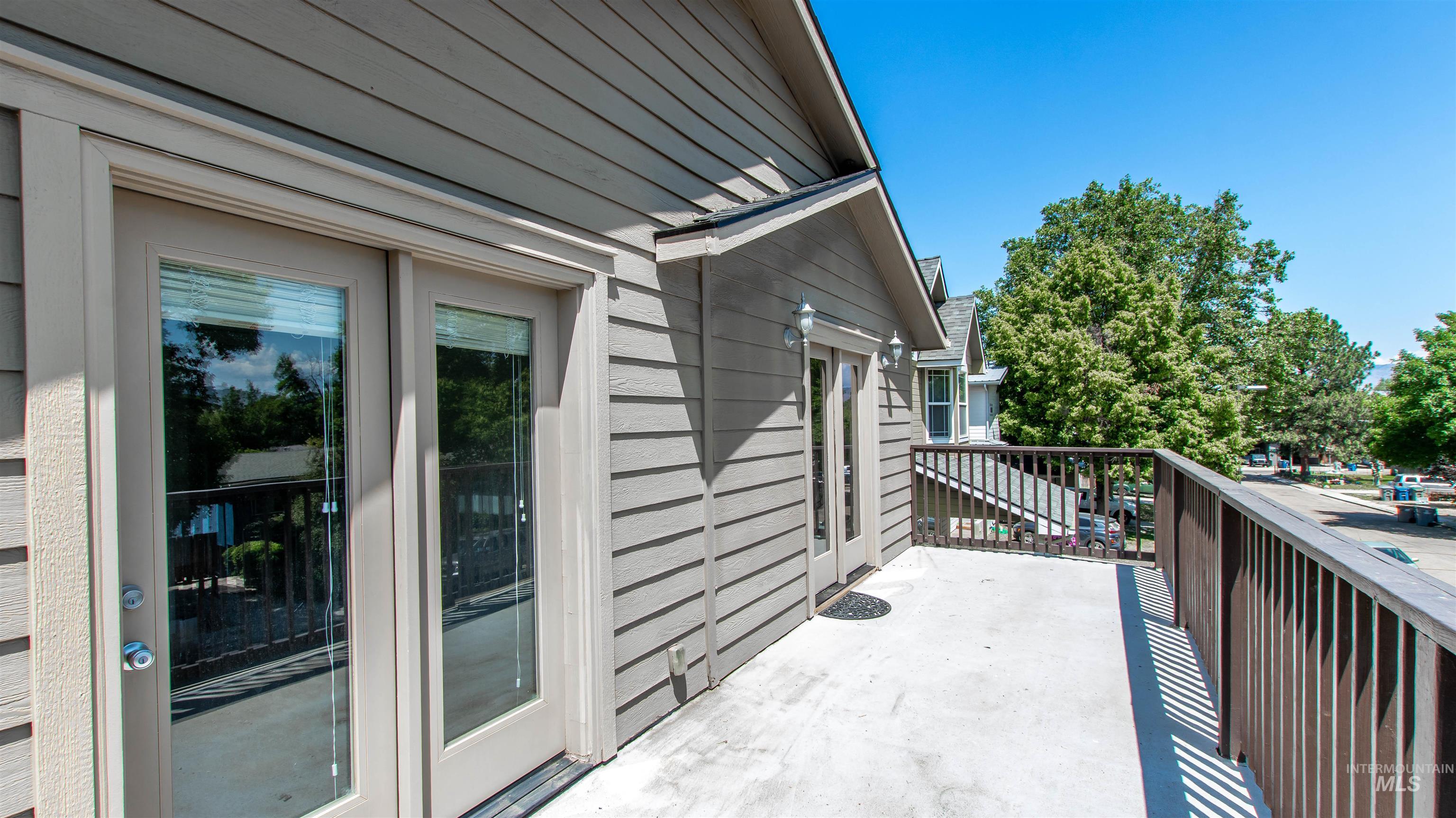 2701 S Gourley Property Photo 19