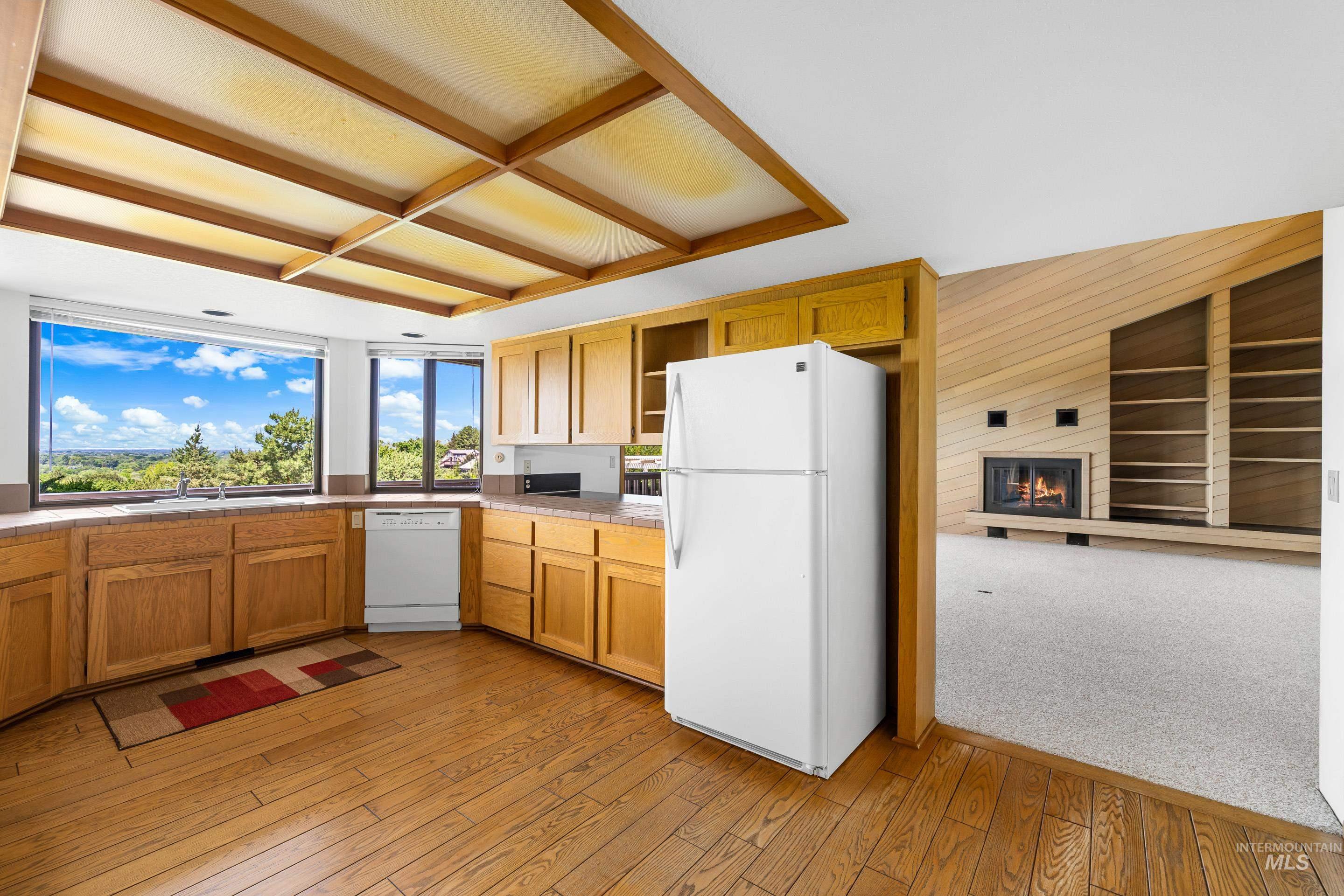 3087 N North Mountain Road Property Photo 10