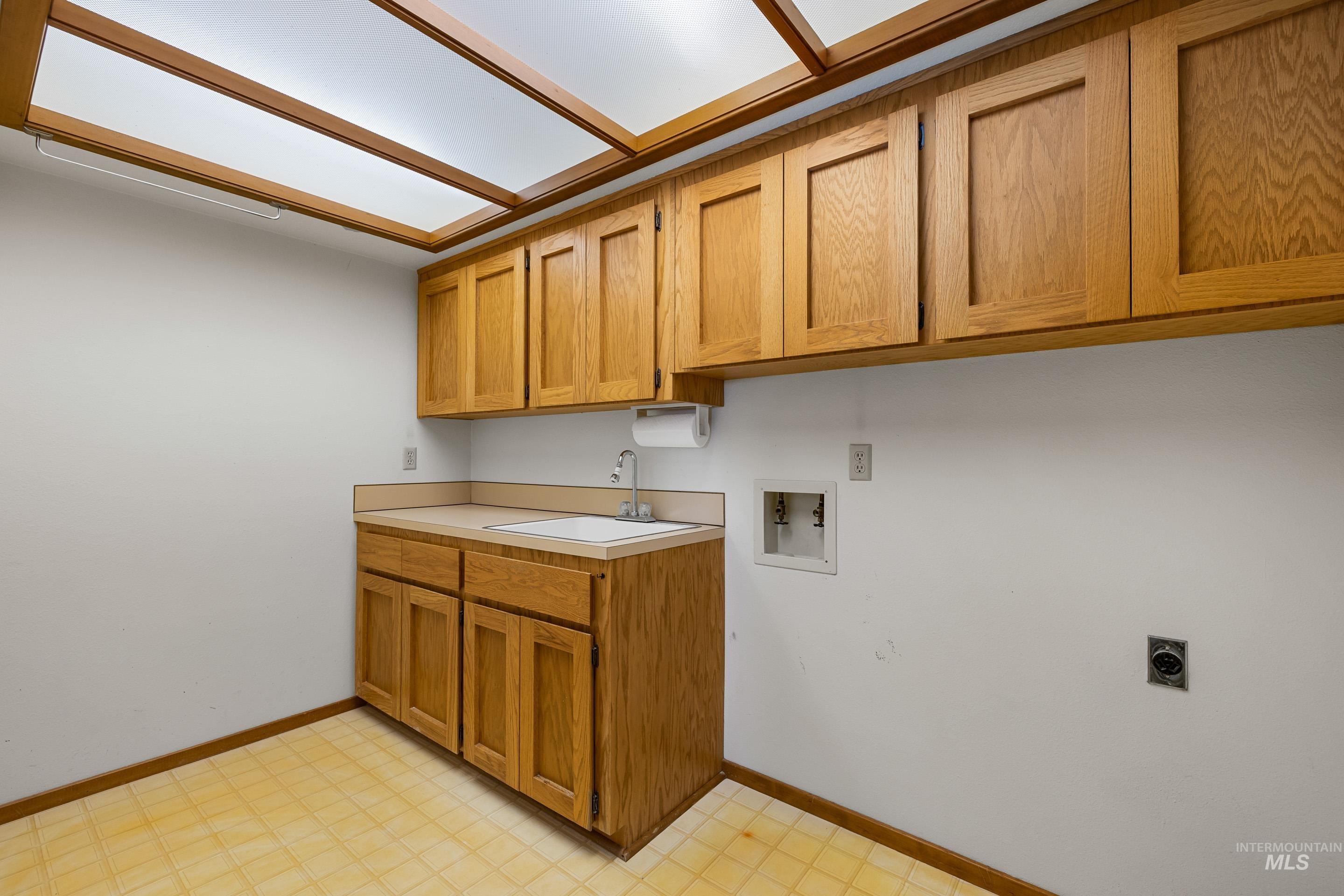 3087 N North Mountain Road Property Photo 38