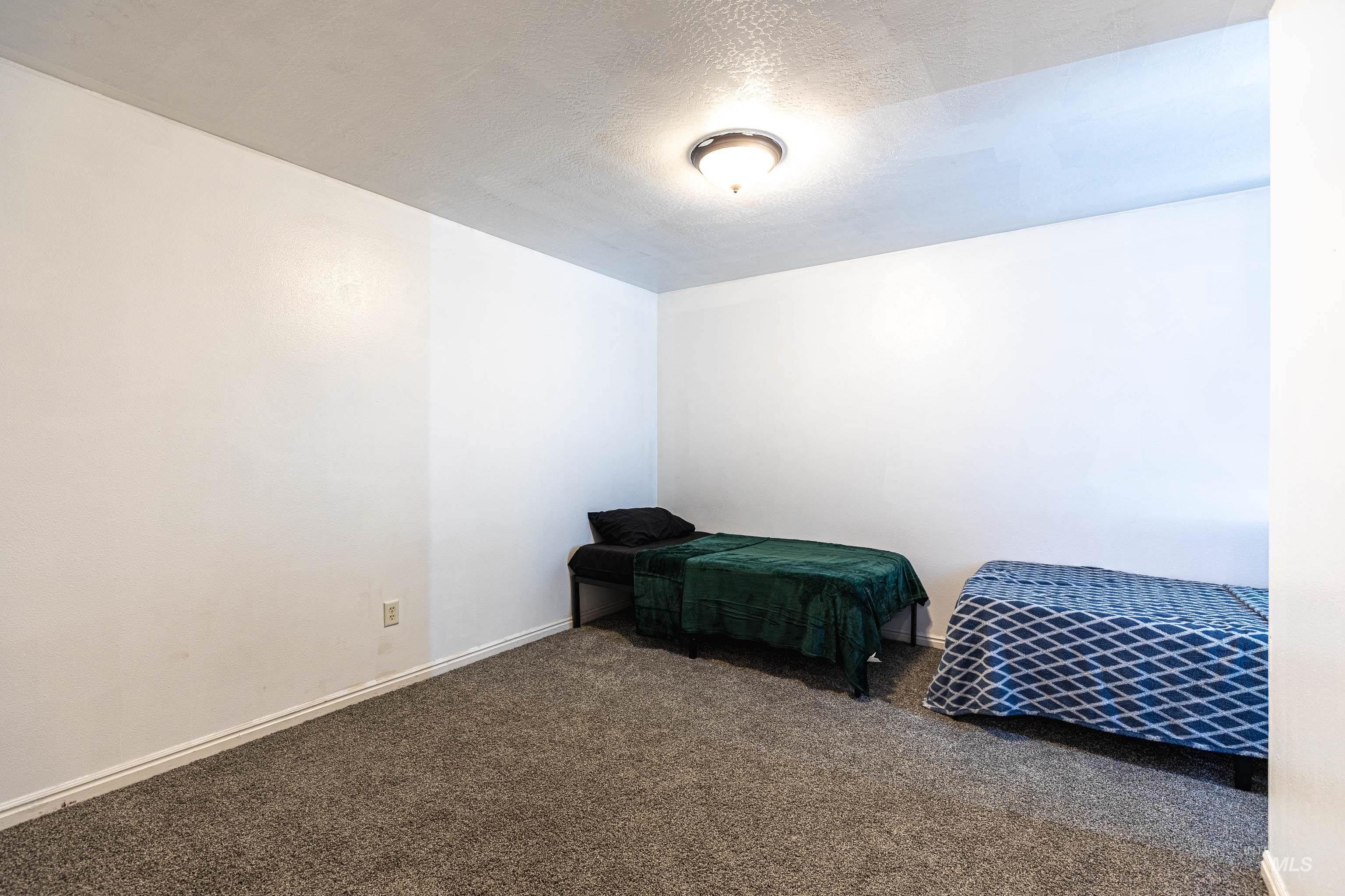 35 1 Mangum Cir Property Photo 17