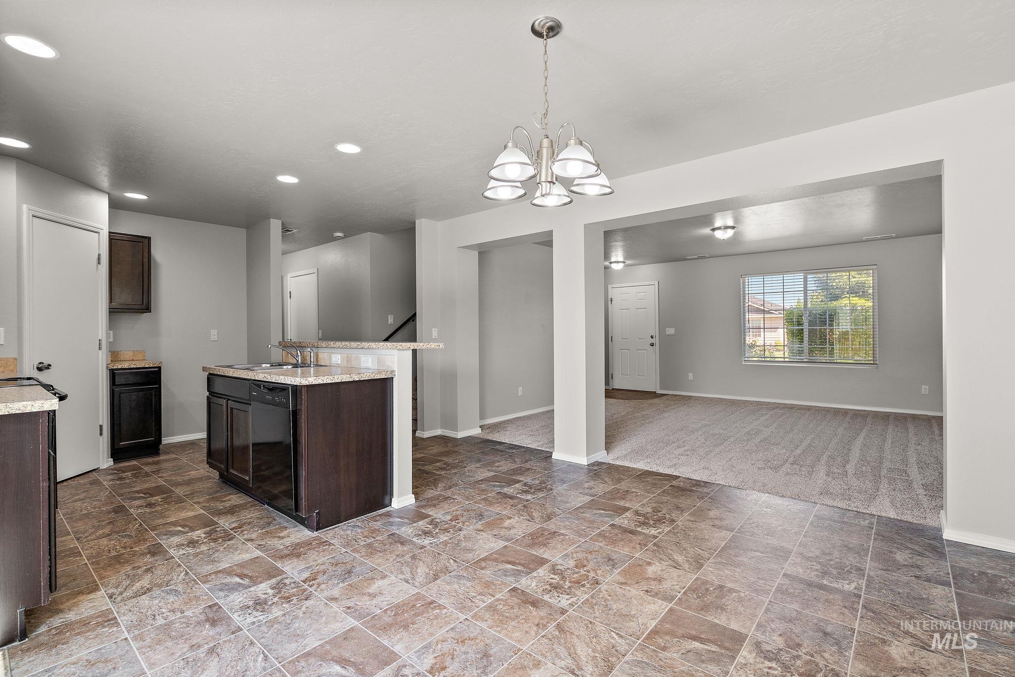 10619 Tysen Springs St Property Photo 12