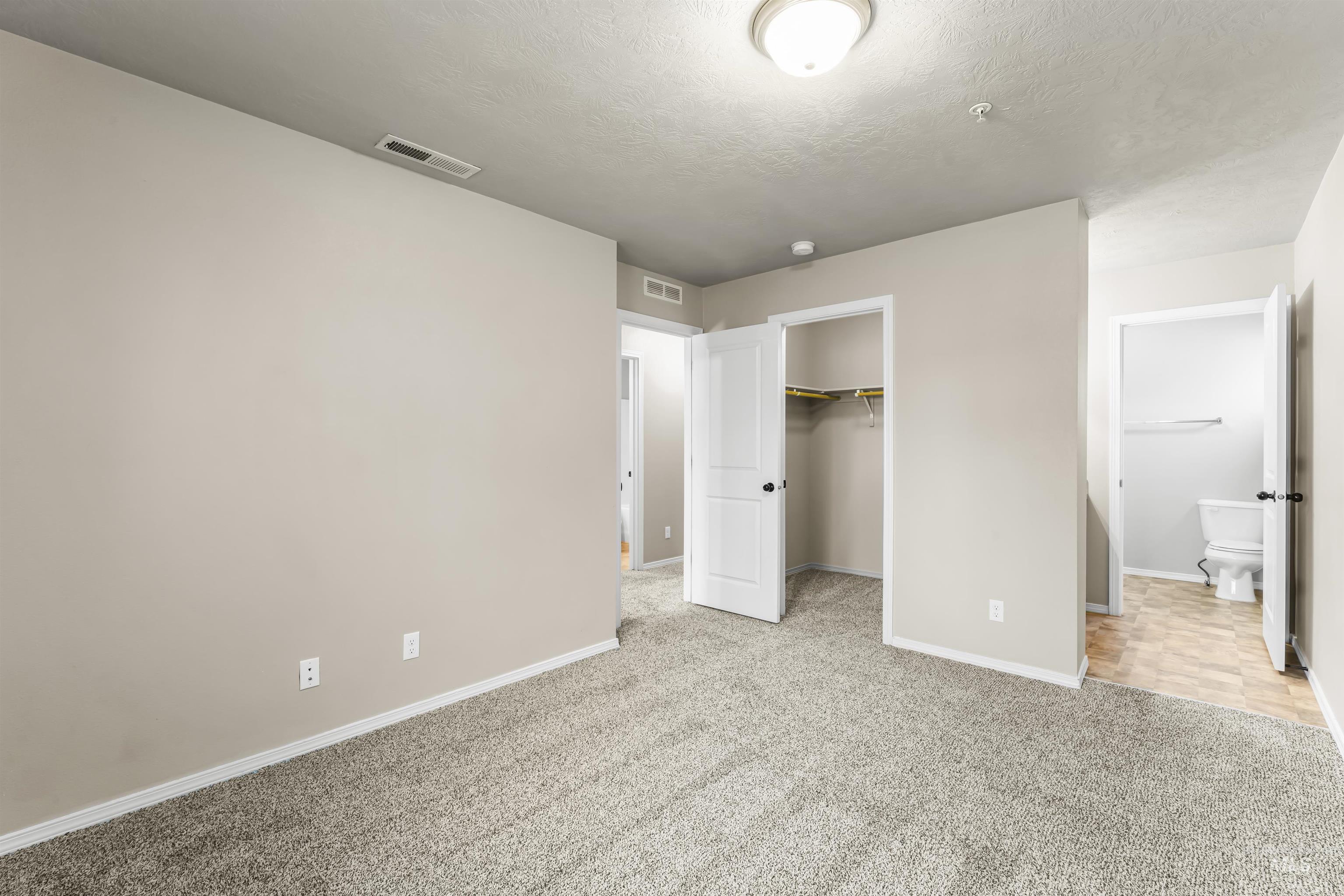 6627 W Irving St Property Photo 14