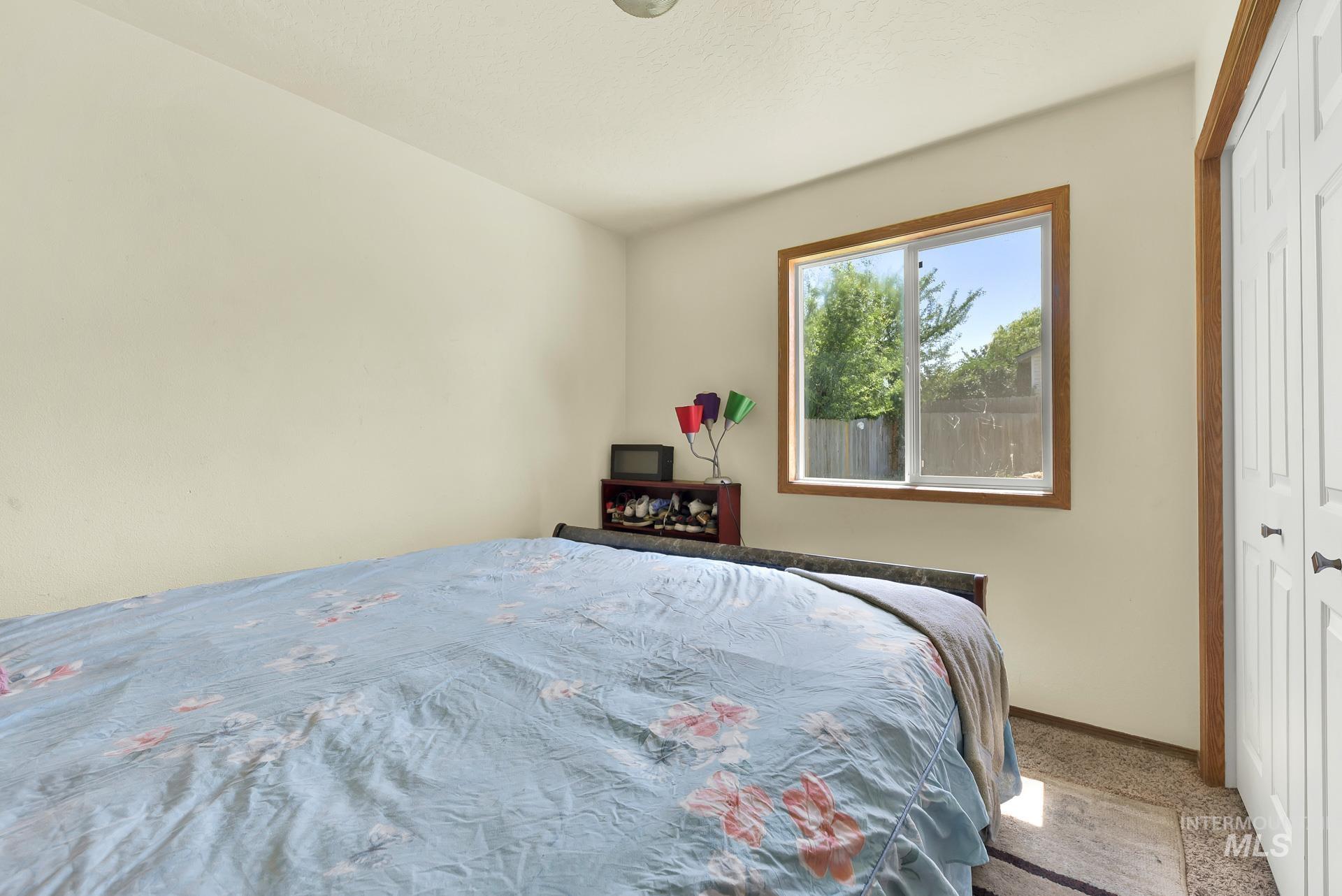 709 E Trail Creek Property Photo 19